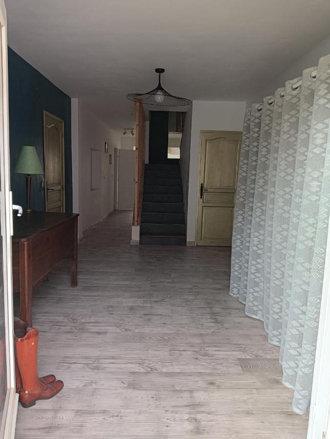 Maison De Ville Saint-Nazaire-d'Aude Exteriér fotografie