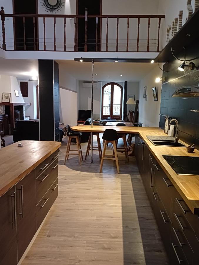 Maison De Ville Saint-Nazaire-d'Aude Exteriér fotografie